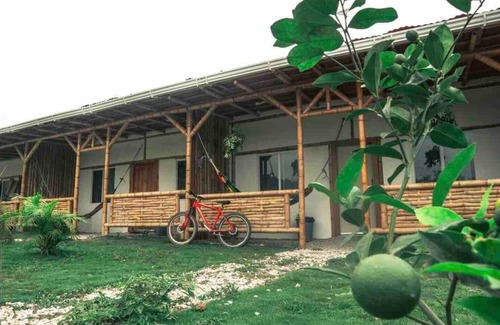 Montanita House | Relaxing 1BD Bungalow with Spa and Pet-Friendly Perks