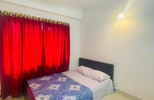 Dhaka Apartment | Cozy Budget-Friendly Couples Room - Pet & Child Friendly