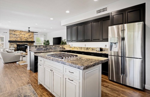 Arabian Views House | Relaxing Private Oasis with Pool, Spa, and Game Room