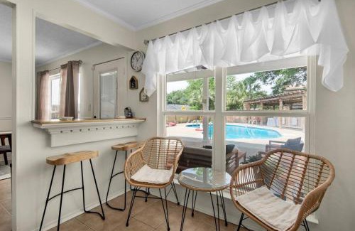 Northeast Pensacola House | Serene Oasis with Pool Near Downtown & Beach - 4-Star Stay