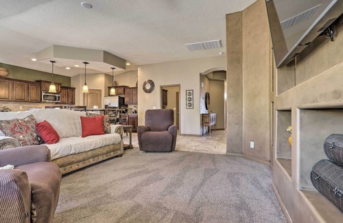 Mesquite House | Private Oasis with Breakfast & Nearby Golf and Casino