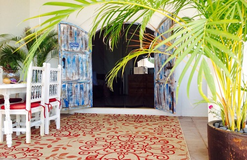 Litibu House | Oceanfront Casita with Breathtaking Views on Litibu Beach