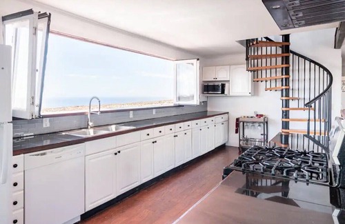 Ocean View House | Unmatched Ocean Views Near National Park with Beach Access