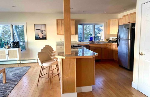 Trenton House | Oceanfront Retreat Near Bar Harbor | Guest Rated 10/10