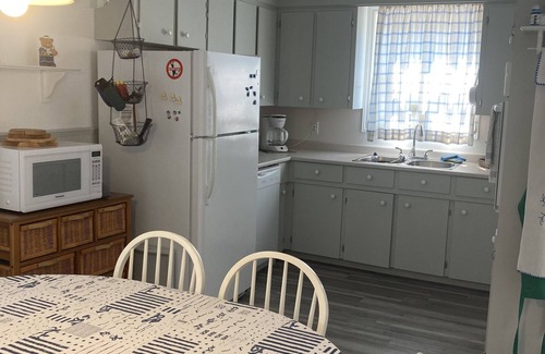 Tracadie Cottage | Oceanfront Fisherman’s Cottage: Guest Rated 9.8/10