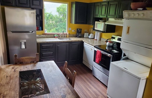 Playa Hermosa House | Oceanview Bungalow #9: Rated 10/10 with Spa & Breakfast