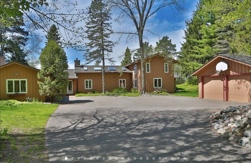 Lac du Flambeau House | Exceptional Retreat on Chain O’Lakes with Pool & Kitchen