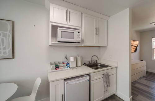 Soap Lake Apartment | Private Patio, Steps to Lake: Soap Lake Studio!