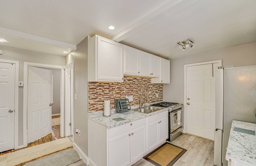 Detroit House | Detroit Vacation Retreat with Private Patio & Family Amenities