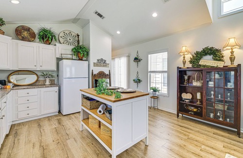 Weston Cottage | Private Pavilion: Countryside Cottage in Celina!