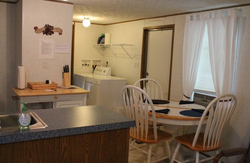 Deep Gap Cottage | Tranquil Escape in High Country Mountains - Guest Rated 9.8