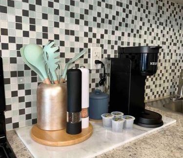 Hidden Valley Apartment | Tranquil Walk-out Suite: 4-Star Rated, Pet & Child Friendly