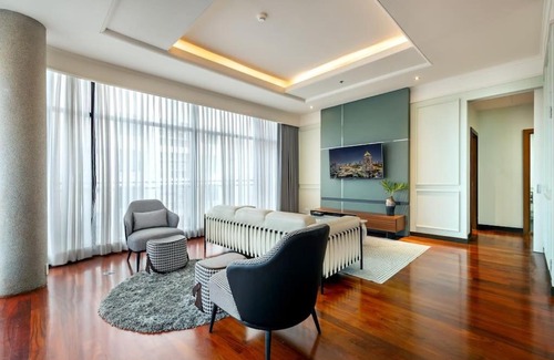 Siam Apartment | Exclusive Penthouse Suite with City Views in Silom