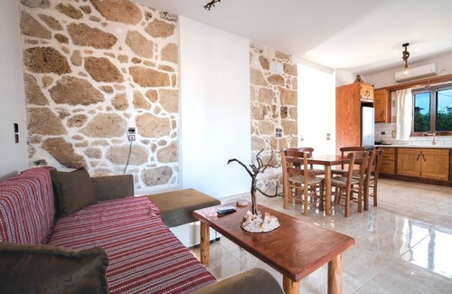 Platanos Villa | Private Pool Villa Just 5 Minutes from Falasarna Beach