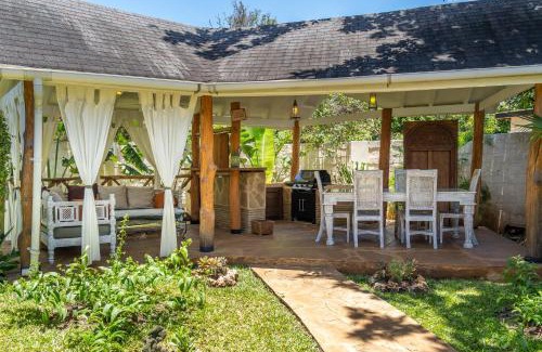 Diani Beach Villa | Private Pool Cottage at Diani Beach with Ocean Views