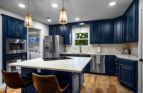 Grand Prairie House | Inviting Getaway with Private Pool Near AT&T and Six Flags