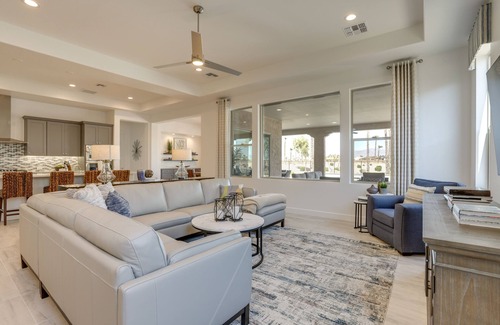 Palm Valley House | Relaxing Goodyear Retreat with Private Pool & Hot Tub
