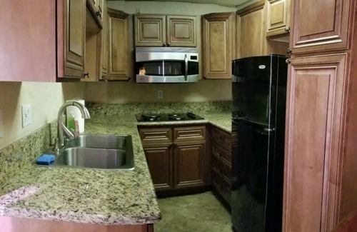 Simi Valley House | Private Guesthouse Oasis with Pool on Secluded Estate