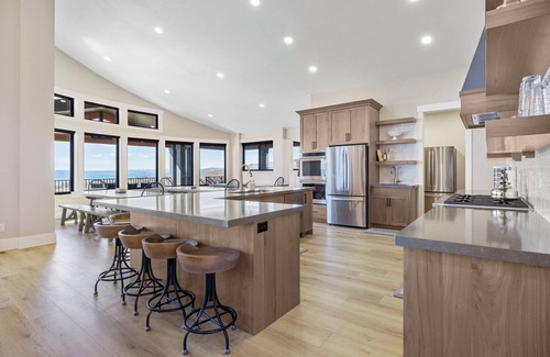 Fish Haven House | Experience Unmatched Amenities with Private Pool & Ocean Views