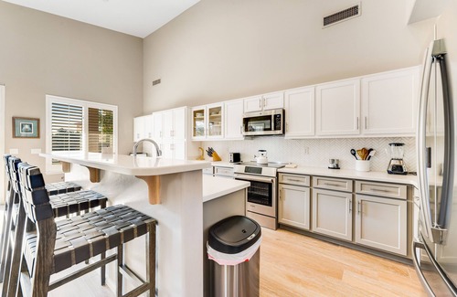 Tatum Ranch House | Pet-Friendly Retreat with Private Pool & Firepit Oasis
