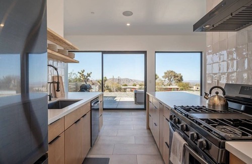Joshua Tree House | Secluded Retreat with Private Pool near National Park