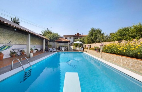 Oliveira De Azemeis Villa | Relaxing Private Pool Villa Near Oporto - Rated 9/10