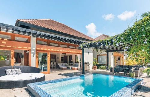 Cap Cana Marina Villa | Exquisite Tropical Villa with Private Pool at Green Village