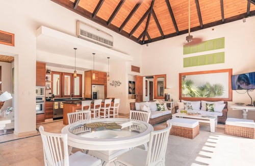 Cap Cana Marina Villa | Exquisite Tropical Villa with Private Pool at Green Village