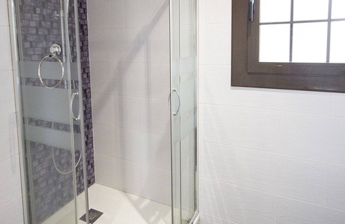 Sils Villa | Private Pool Retreat Near BCN and Costa Brava Awaits!