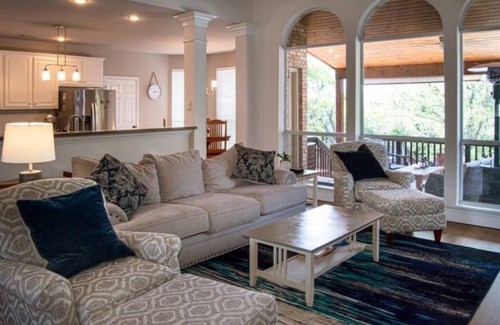 Lower Basin Lake Travis House | Enjoy a Private Pool with Your Pet - Rated 10/10!