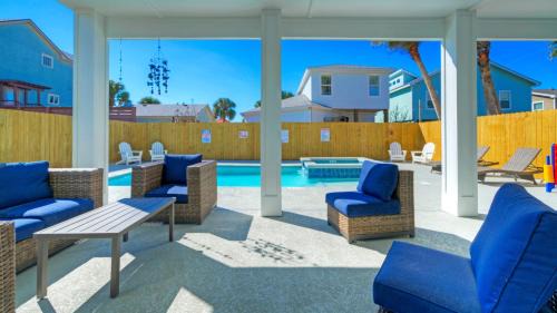 Port Aransas House | Marlin Cove: Private Pool Retreat Steps from the Beach