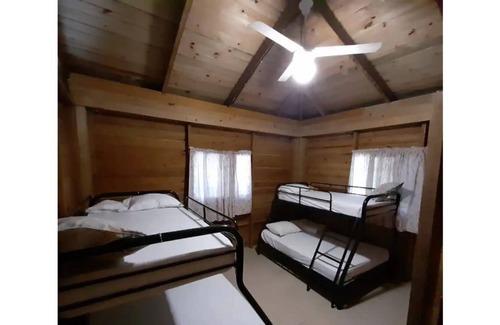 Villas Del Mar Cabin | Convenient Private Ranch Near Santo Domingo for 20 Guests