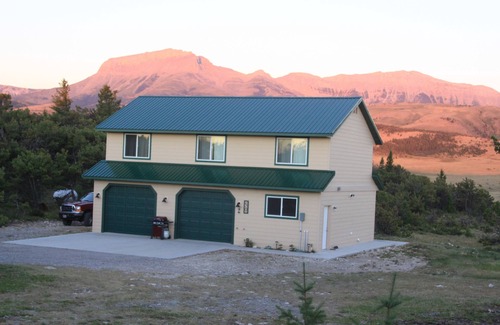 Choteau House | Idyllic Mountain Retreat with Pool and Million Dollar Views