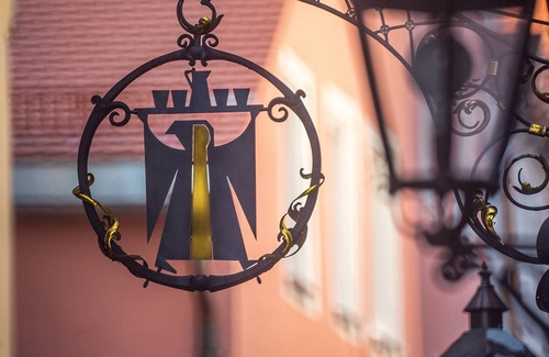 City Centre Regensburg Resort | Cozy Private Room for 2 with Breakfast Included