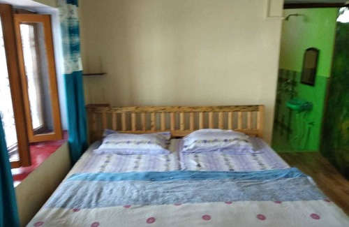 Almora Resort | Cozy Private Room for 2 Guests in a Budget-Friendly Stay