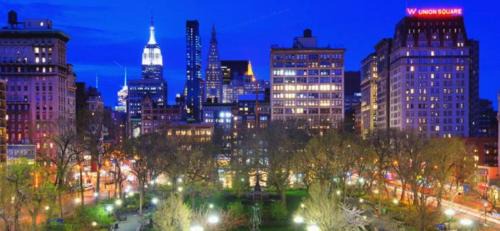 Ukrainian Village Apartment | Cozy 3-Bedroom Apartment in Vibrant East Village