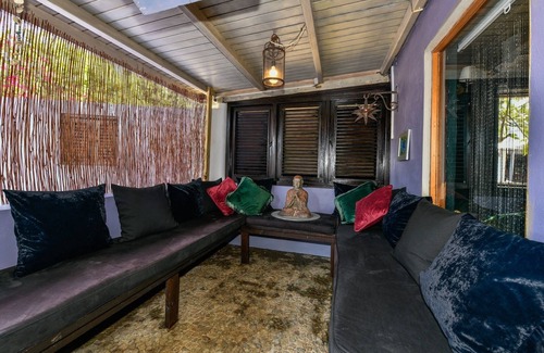 Balashi Condo | Inviting Private Room at Mammaloe's Aruba with Ocean View
