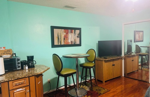 Indian River Bluff Apartment | Ideal Private Room in the Heart of Melbourne - Rated 10/10