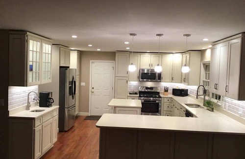Dover Bed & Breakfast | Cozy Private Room for Adults: Ideal Dining & Kitchen Access