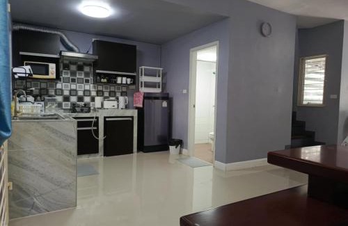 Thep Kasattri House | Private Room in a Shared House Phuket