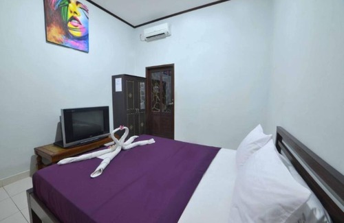 Downtown Kuta House | Cozy Retreat in Balinese House Near Legian Beach