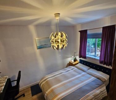 Dublin House | Inviting Private Room in Dublin with Kitchen & Family-Friendly Amenities