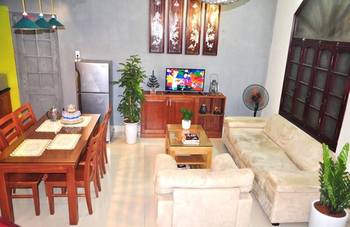 Truc Bach House | Cozy Room Steps from Hoan Kiem Lake & Old Quarter