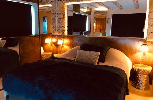 Lorgues Villa | Indulge in Private Room & Spa with Jacuzzi Experience