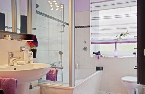 Mitte House | Private Rooms: Guest Rated 9/10 for Ultimate Comfort