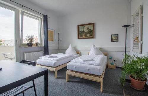 Karlsruhe City Centre House | Guest Rated Hotel Rooms with Family Amenities and Dining