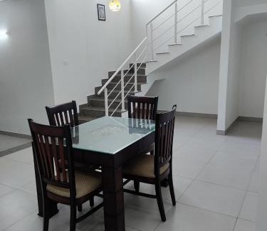 Malur House | Private Rooms in a Villa with Pool and Pet-Friendly Options