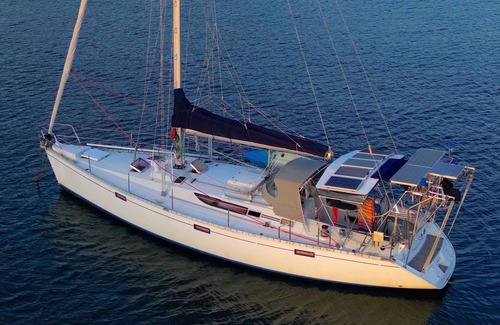 El Nido Boat Rental | Experience Private Sailing Yacht Cruise in El Nido - 10/10 Rated