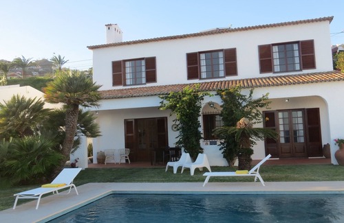 Santa Cruz Villa | Exclusive Sea Access with Pool and Ocean Views Await You