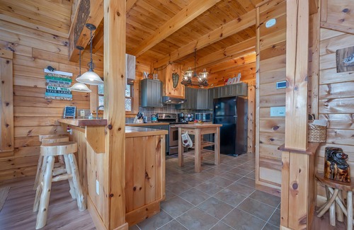 Bostic Cabin | Secluded Cabin Retreat with Breathtaking Mountain Views